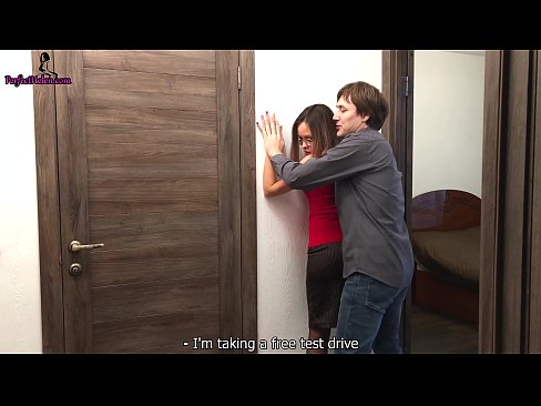 ❤️ Sexy Realtor Sensually Jerks Pussy tagħha u Fucks Waqt li Tbiegħ l-Appartment tagħha - Krempai ️❌ Vidjow porn f'mt.pornpics-de.ru ❌